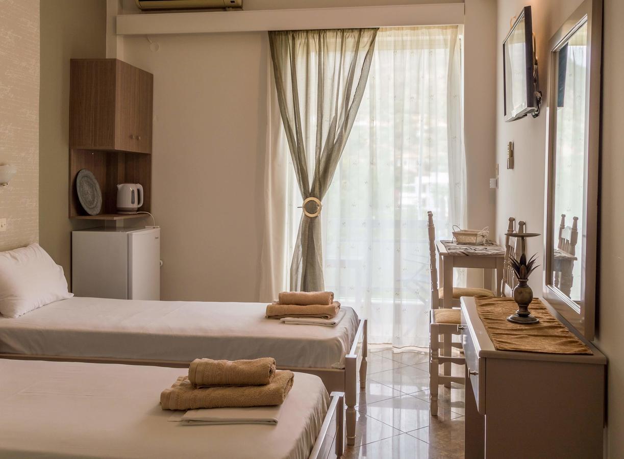 Maltezos Rooms Méthana Zewnętrze zdjęcie